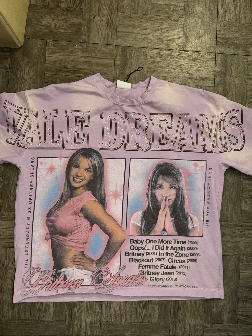 Britney Spears 'Vale' Graphic Tee